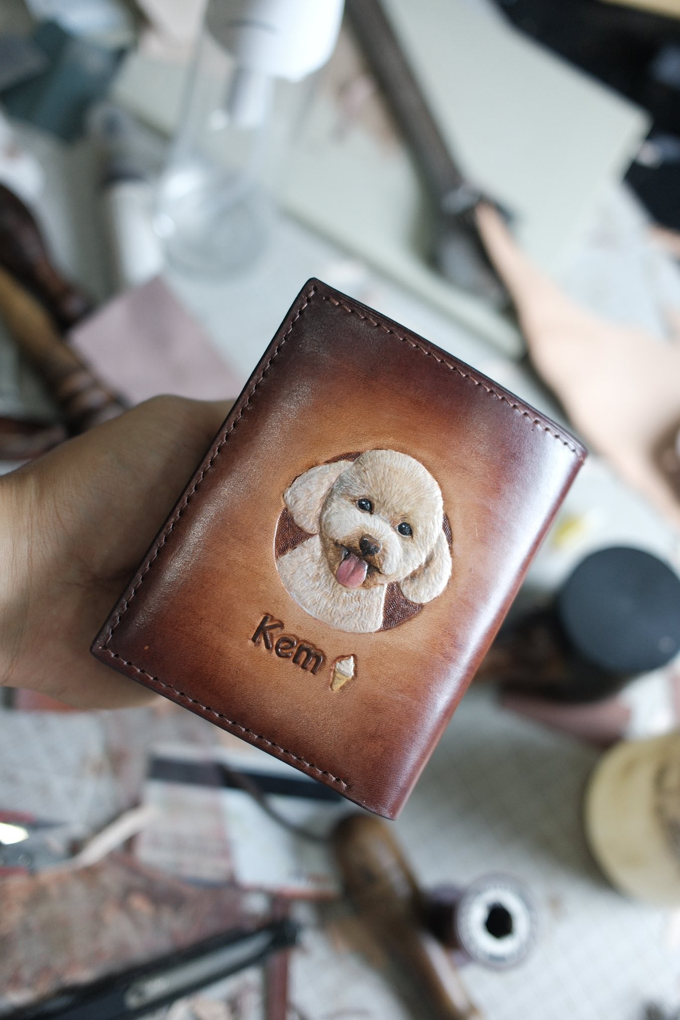 Cartera plegable de cuero Kem