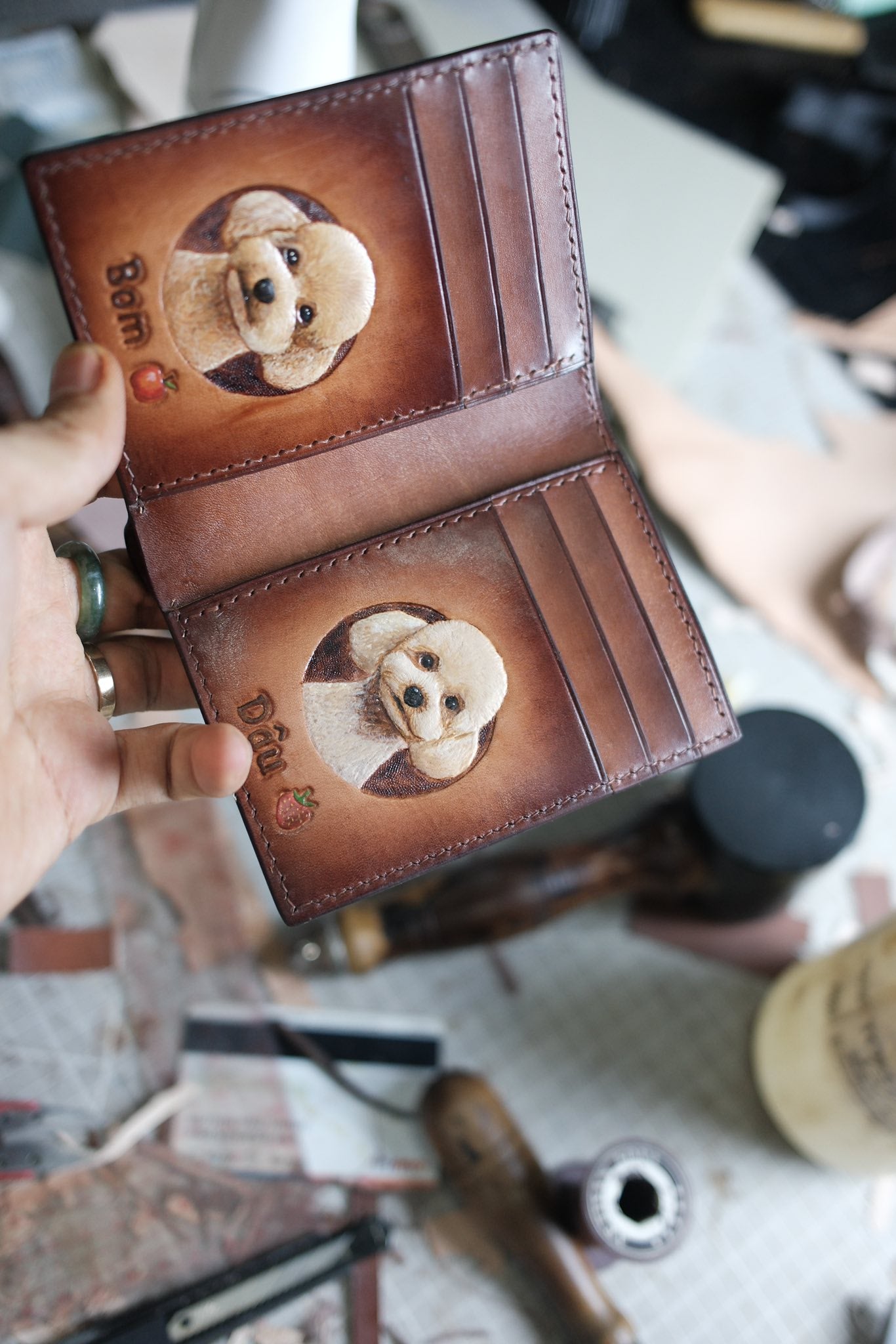 Cartera plegable de cuero Kem